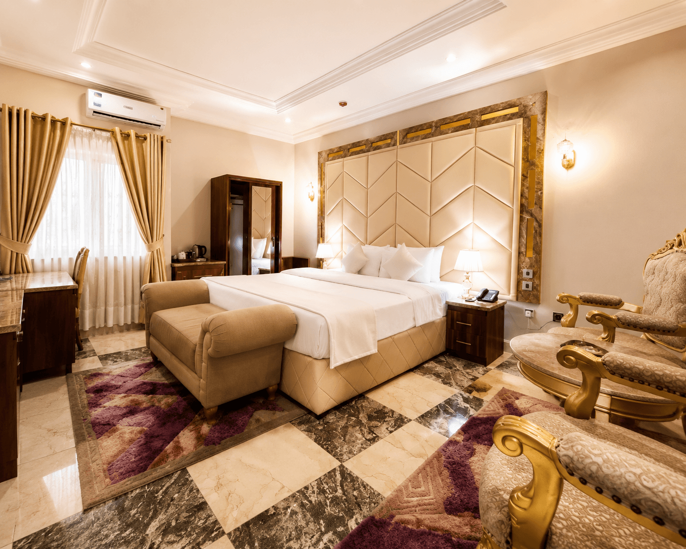 Royal Room